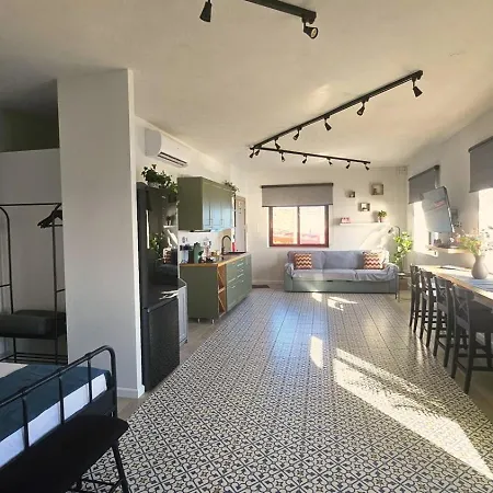 Blue Horizon Apartment